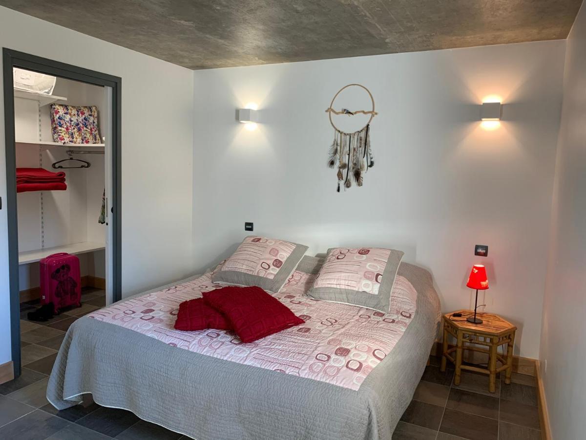 Bed and Breakfast Domaine de la Rue de la Tour à Valsonne Extérieur photo